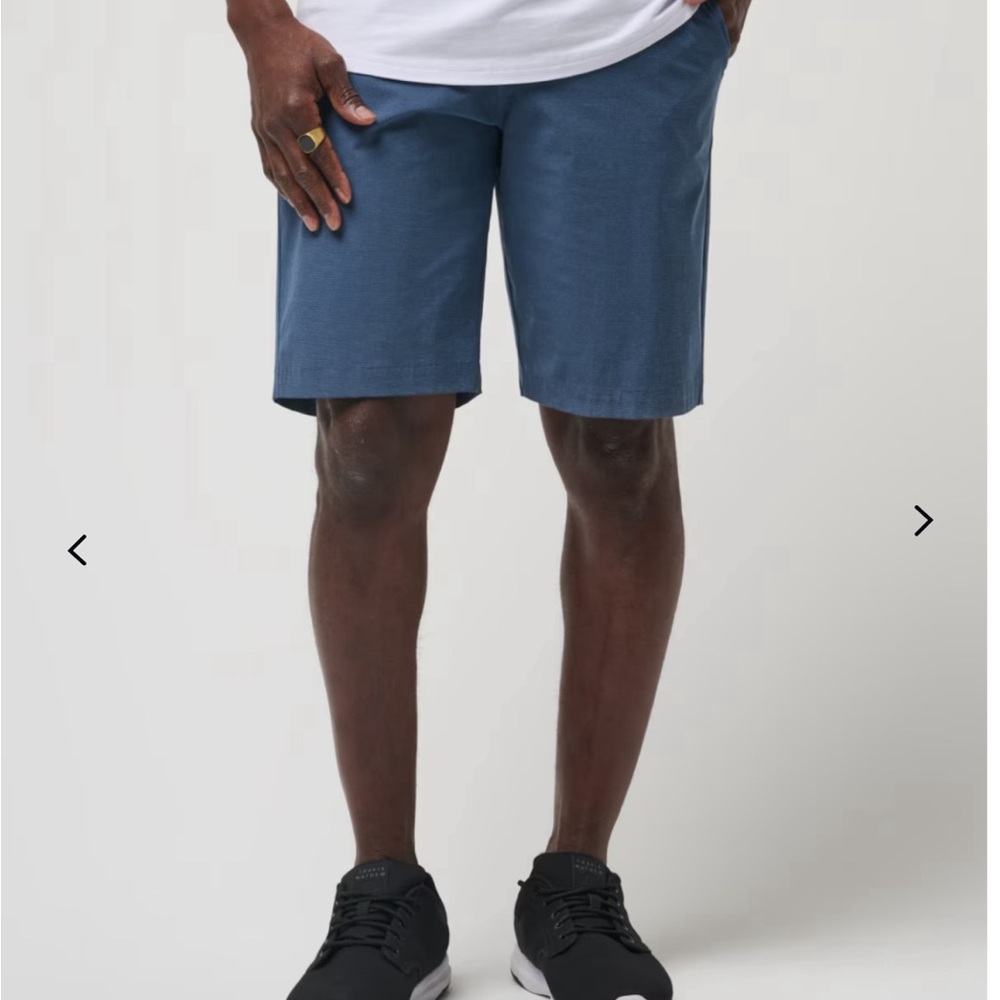 NWT Travis Mathew Beck Shorts - Blue Nights - size 33